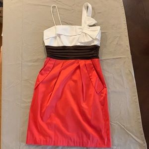 tricolor dress with pockets